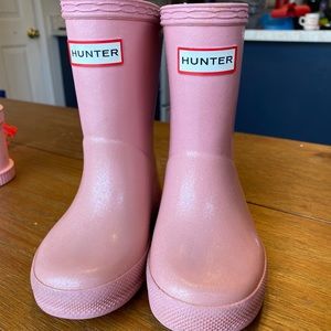 Kids size 6 highland pink glitter Hunter boots